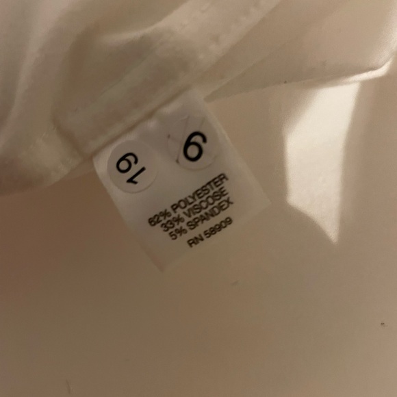 NWOT ROWM Button Up Jacket - Picture 3 of 3